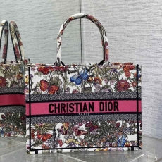 Christian Dior Shopping Bags